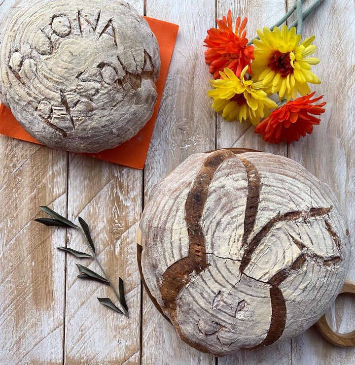 Buongiorno Amici ??‍?‍??, Buona Pasqua ??? Se vi state chiedendo dove sono pastiera e casatiello, ovviamente pronti 